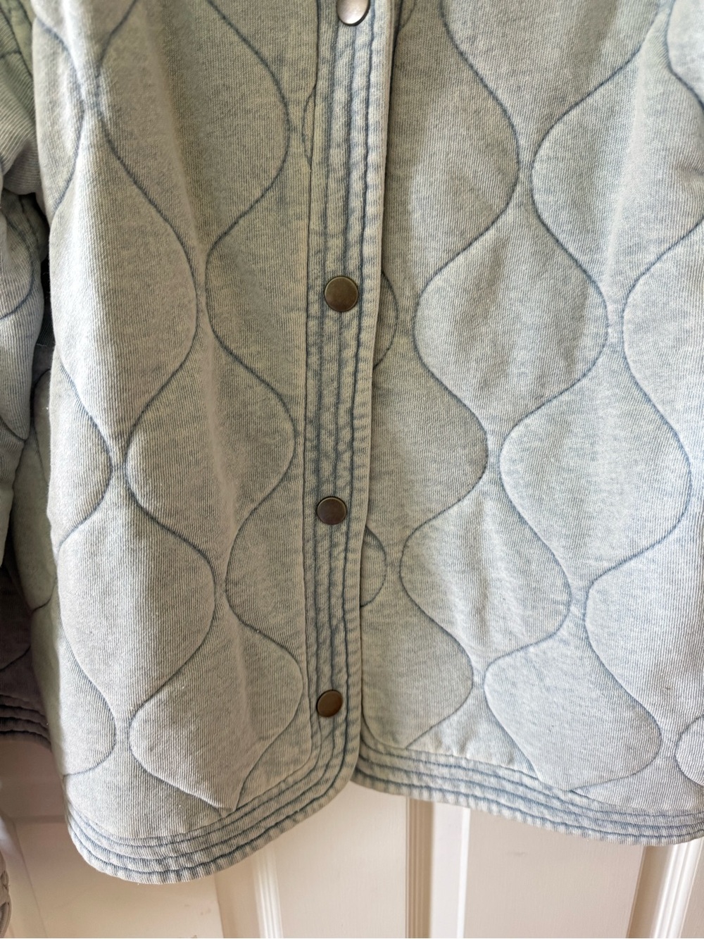 Z Supply Light Blue Quilted Bomber Jacket - Picture 4 of 7